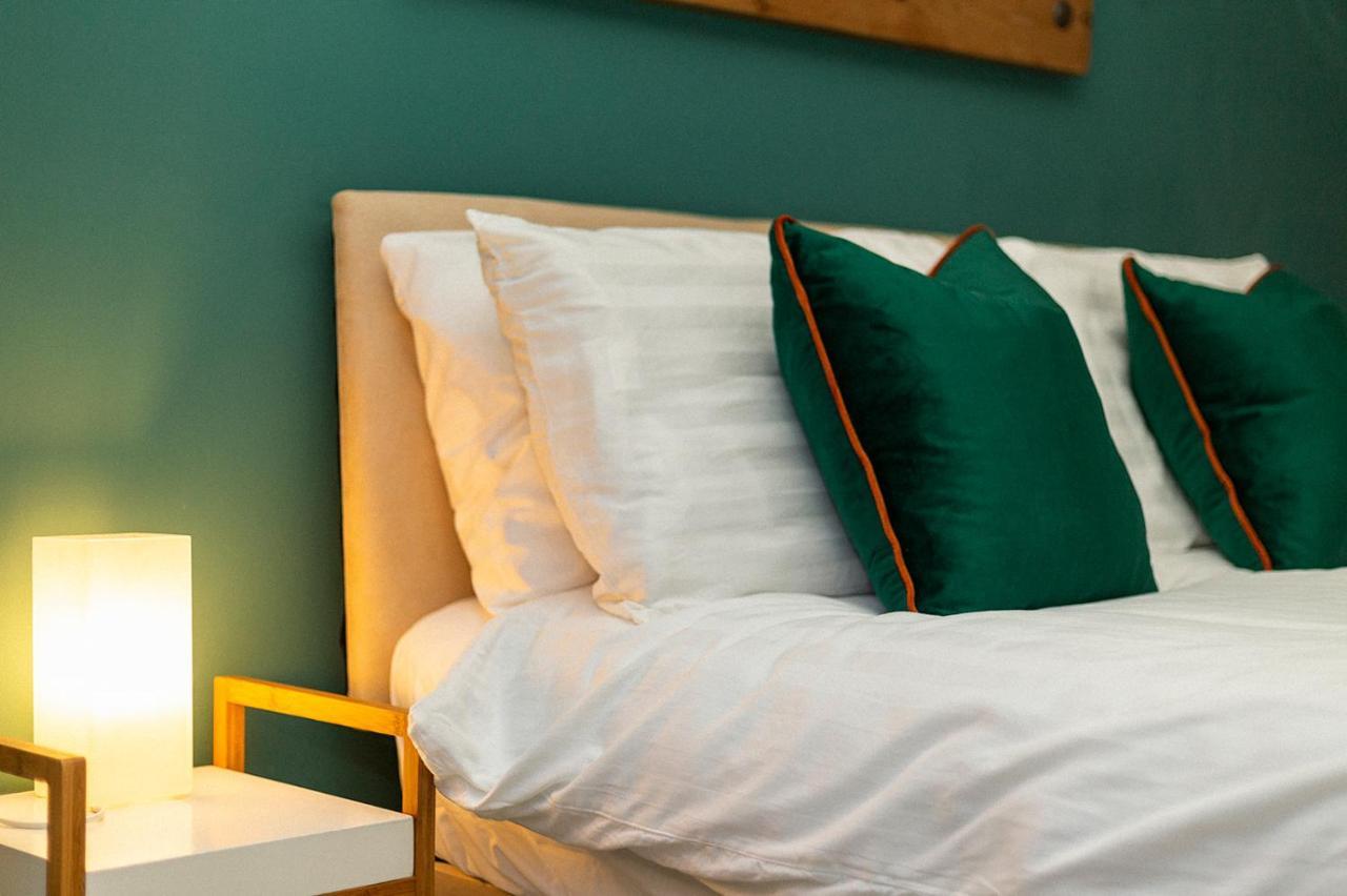 Stylish & Cosy Margate Escape With Hot Tub And Log Burner Dogs Welcome Kültér fotó