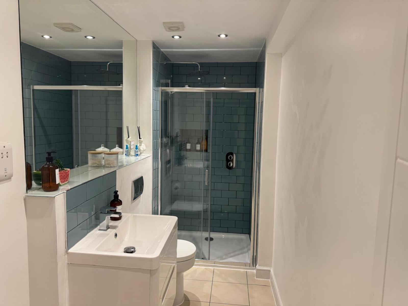 Stylish & Cosy Margate Escape With Hot Tub And Log Burner Dogs Welcome Kültér fotó