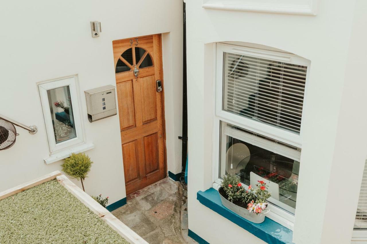 Stylish & Cosy Margate Escape With Hot Tub And Log Burner Dogs Welcome Kültér fotó